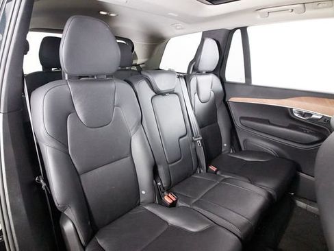 Certified 2023 Volvo XC90 B6 Plus AWD/4WD image 21