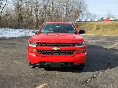 Used 2019 Chevrolet Silverado 1500 Custom w/ Custom Convenience Package