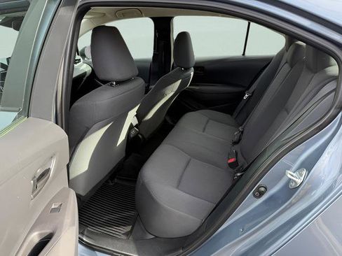 Used 2024 Toyota Corolla LE FWD image 5