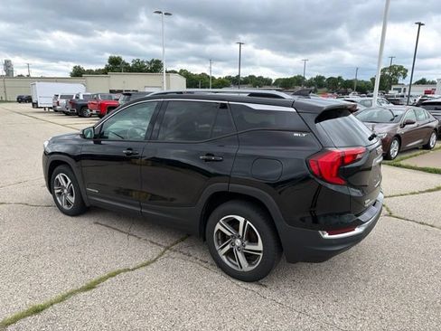 Used 2018 GMC Terrain SLT w/ Preferred Package AWD/4WD image 2