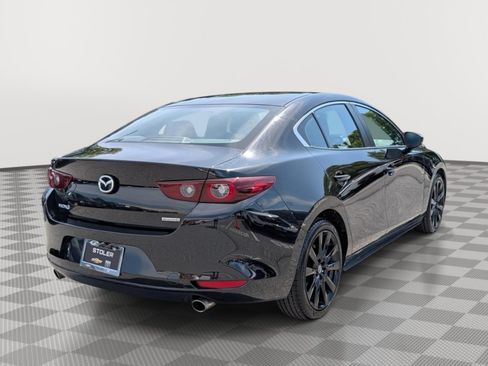 Used 2024 MAZDA MAZDA3 s FWD image 5