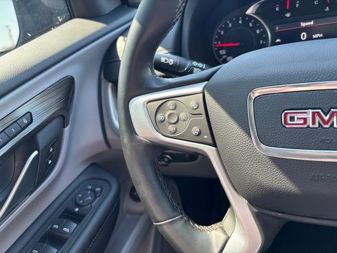 Used 2024 GMC Terrain SLT w/ Infotainment Package II AWD/4WD image 36