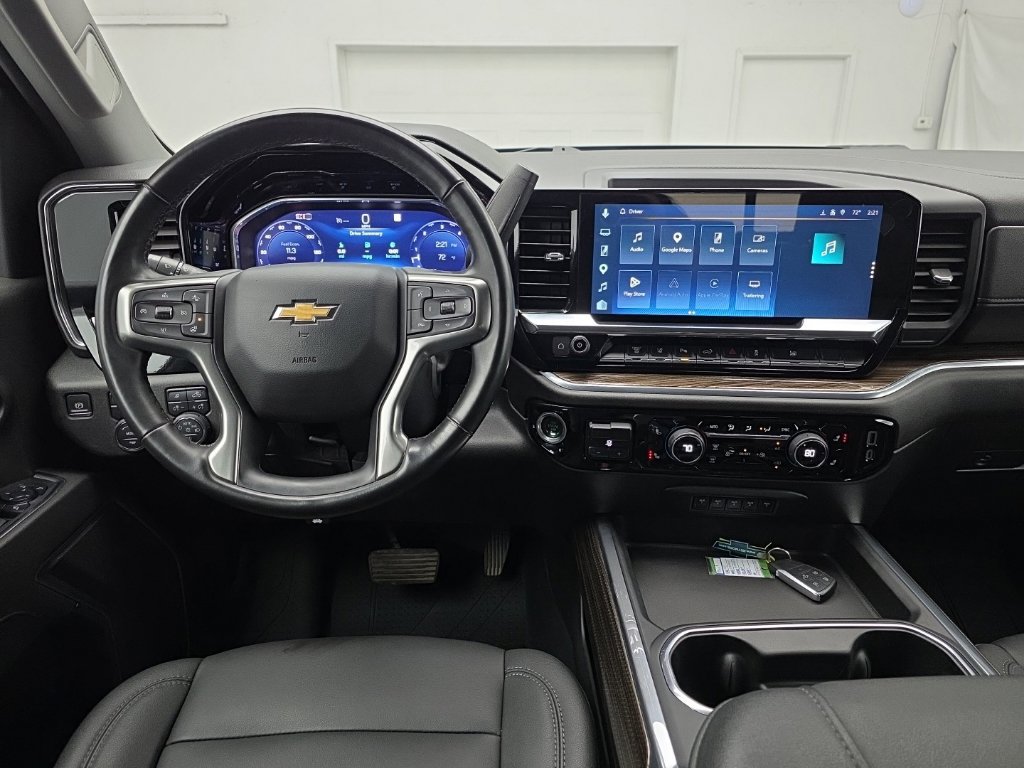 Used 2025 Chevrolet Silverado 3500 LT w/ Safety Package AWD/4WD image 18