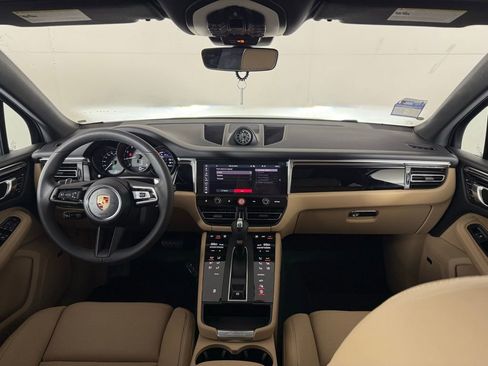 New 2025 Porsche Macan image 22