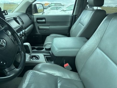 Used 2010 Toyota Sequoia Limited image 4
