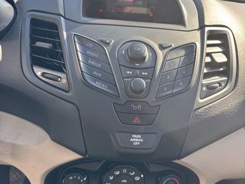 Used 2012 Ford Fiesta S image 12
