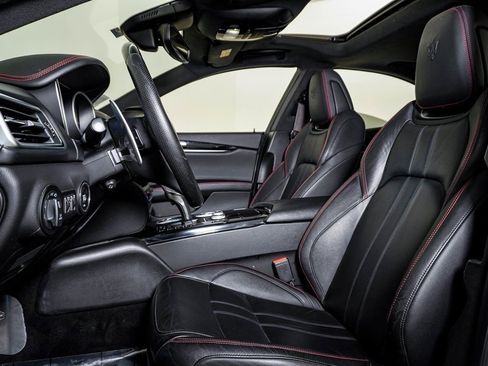 Used 2020 Maserati Ghibli S GranSport Q4 image 18