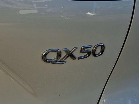 Used 2019 INFINITI QX50 Essential w/ Premium Heat Package AWD/4WD image 31