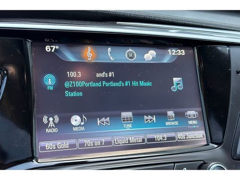 Used 2017 Buick Envision Essence AWD/4WD image 20