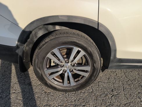 Used 2018 Honda Pilot EX-L image 7