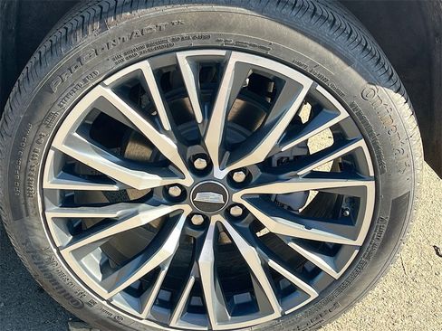 Used 2024 Cadillac XT4 Sport image 30