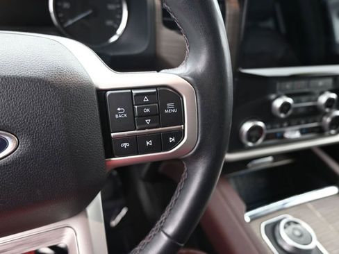 Used 2024 Ford Expedition Max Limited AWD/4WD image 30