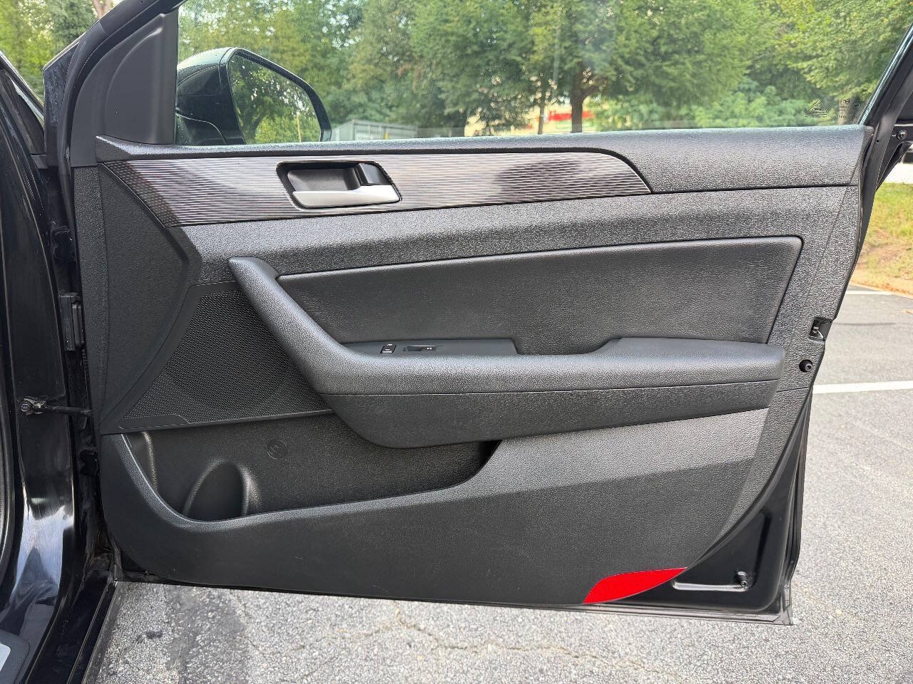 Used 2018 Hyundai Sonata Limited FWD image 19