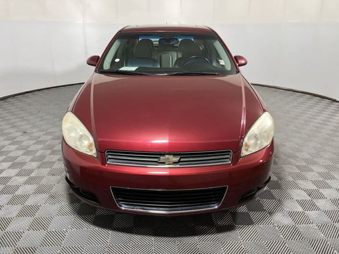 Used 2011 Chevrolet Impala LT w/ Luxury Edition Package FWD image 3