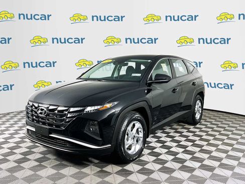 Certified 2024 Hyundai Tucson SE FWD image 3