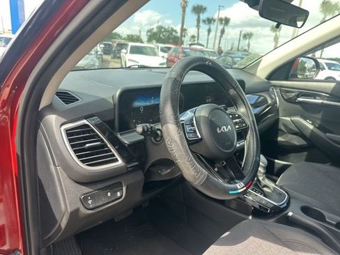 Used 2024 Kia Seltos S image 14