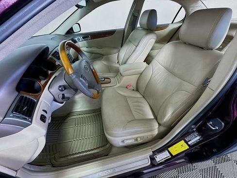 Used 2005 Lexus ES 330 FWD image 13