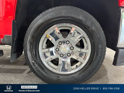 Used 2017 Chevrolet Silverado 1500 LT w/ All Star Edition AWD/4WD image 12