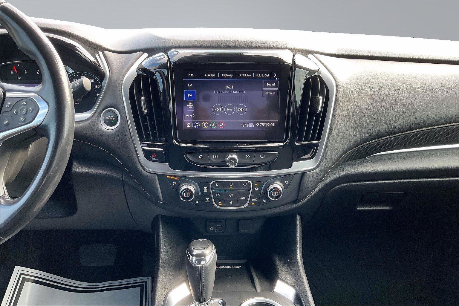Used 2020 Chevrolet Traverse Premier FWD image 7
