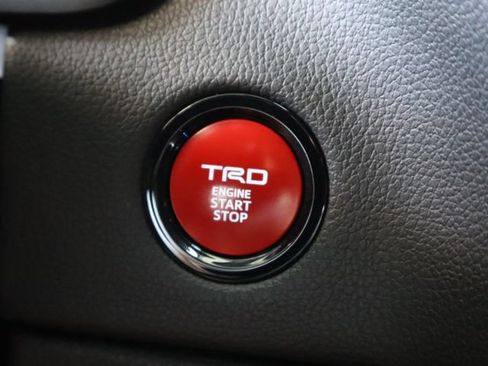 Used 2025 Toyota Tundra Limited w/ TRD Off-Road Package AWD/4WD image 35