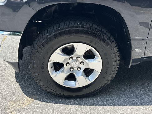 Used 2019 RAM 1500 Big Horn AWD/4WD image 16