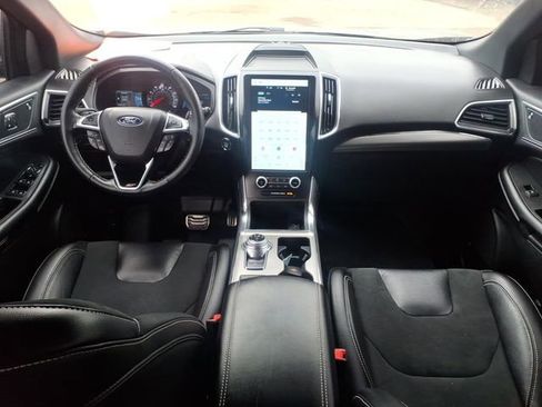 Certified 2022 Ford Edge ST image 13