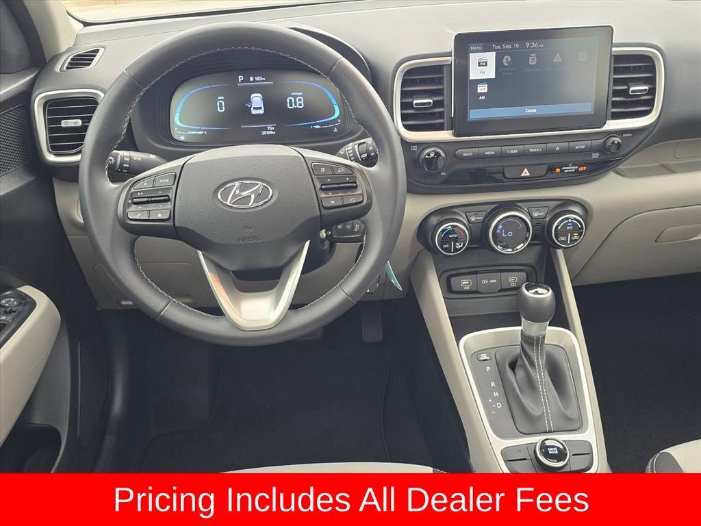 Certified 2023 Hyundai Venue SEL FWD image 11