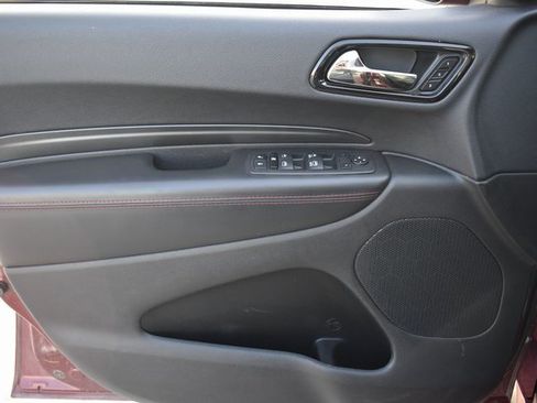 Used 2023 Dodge Durango GT image 11