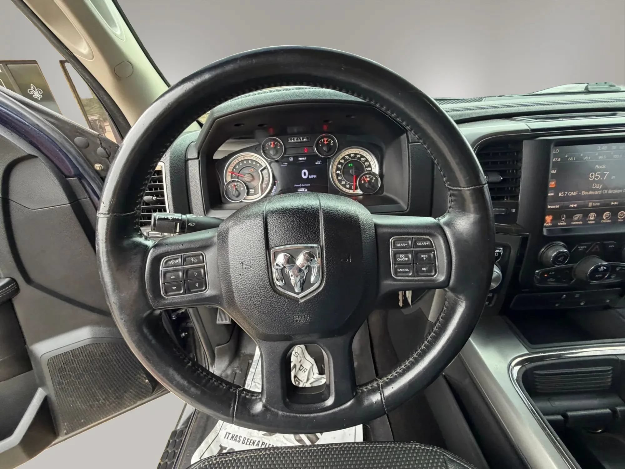 Used 2017 RAM 1500 Sport AWD/4WD image 19