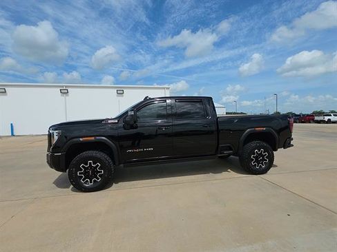 Used 2026 GMC Sierra 2500 AT4X AWD/4WD image 5