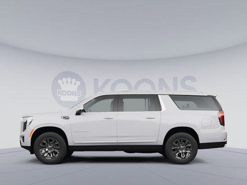 New 2026 GMC Yukon XL Denali AWD/4WD image 2