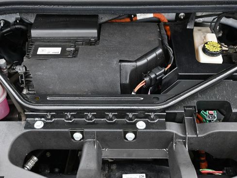 Used 2021 Volkswagen ID.4 Pro w/ ID.4 Protection Package image 38