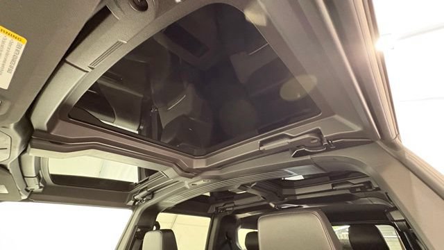Used 2025 GMC Hummer EV 2X w/ LPO, Cargo Utility Package AWD/4WD image 46