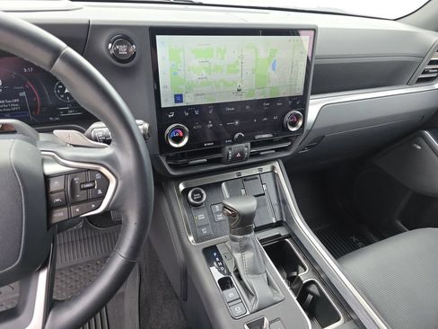 Certified 2025 Lexus GX 550 w/ Accessory Package (2T) AWD/4WD image 30