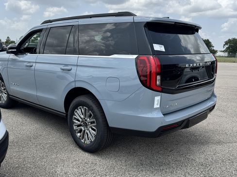 New 2027 Ford Expedition Platinum w/ Driver's Package RWD image 5
