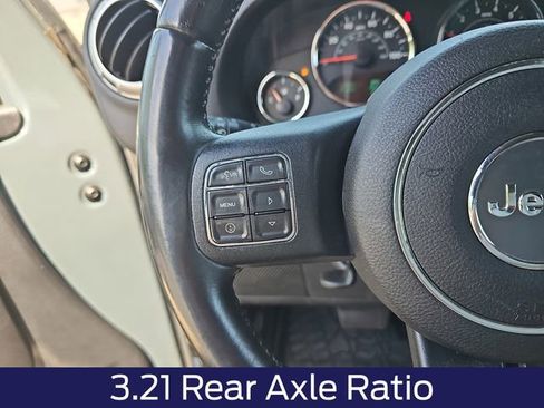 Used 2015 Jeep Wrangler Unlimited Sahara w/ Connectivity Group image 19