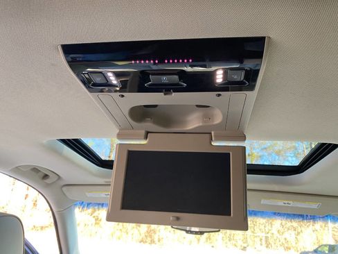 Used 2015 GMC Yukon XL Denali w/ Touring Package image 54