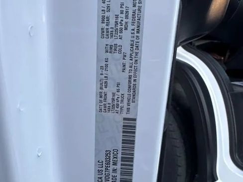 Used 2023 RAM ProMaster 2500 FWD image 3