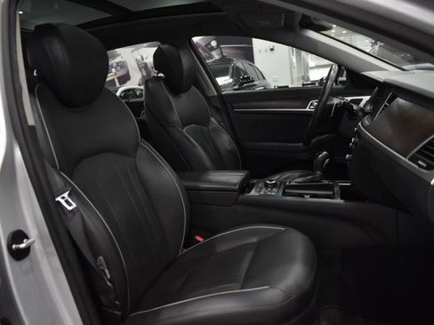 Used 2016 Hyundai Genesis 3.8 w/ Option Group 04 image 28