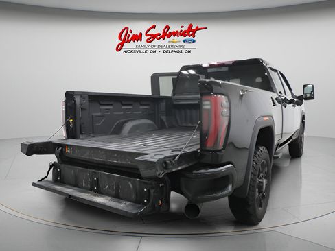 Used 2025 GMC Sierra 2500 AT4 AWD/4WD image 39