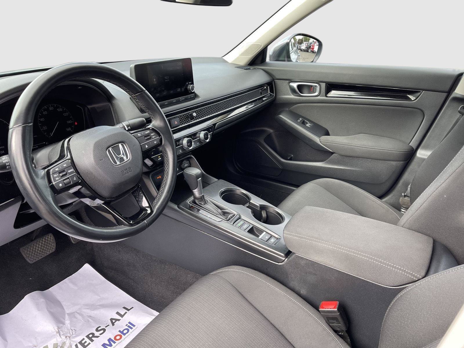 Used 2024 Honda Civic EX image 4