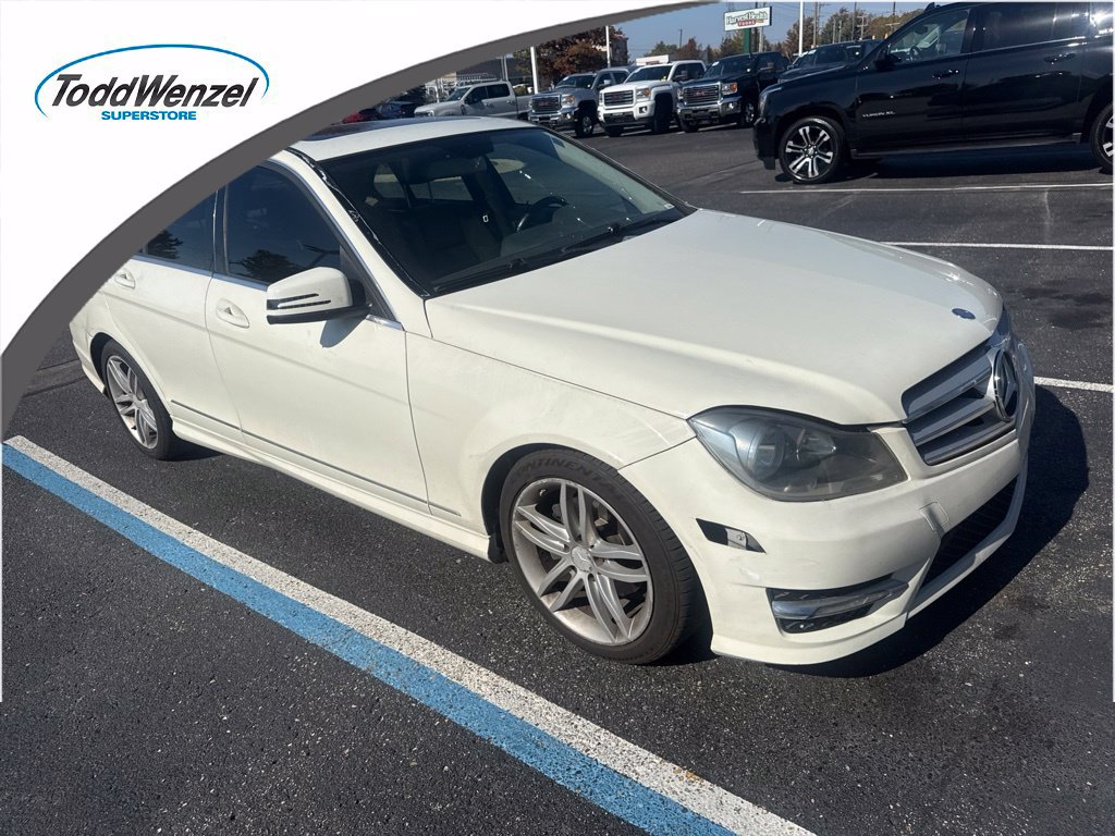 Used 2012 Mercedes-Benz C 300 4MATIC Sedan image 1