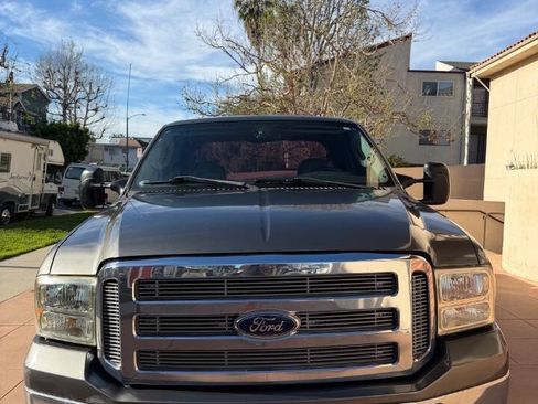 Used 2005 Ford F250 XLT RWD image 6