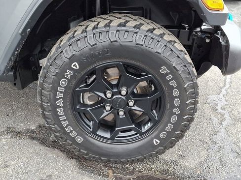 Certified 2023 Jeep Wrangler Unlimited w/ Cold Weather Group image 9