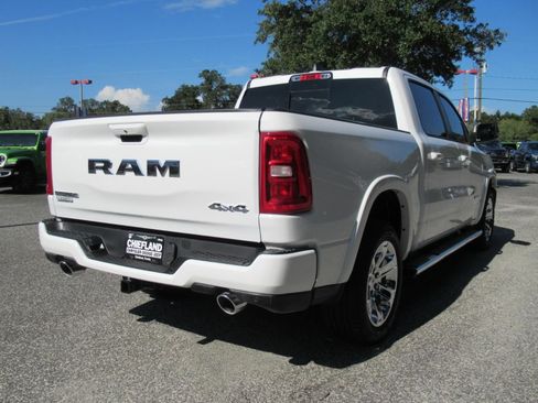 Used 2026 RAM 1500 Big Horn AWD/4WD image 7