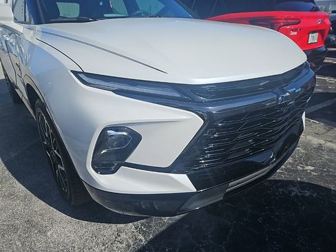 Used 2024 Chevrolet Blazer RS w/ Driver Confidence II Package image 2
