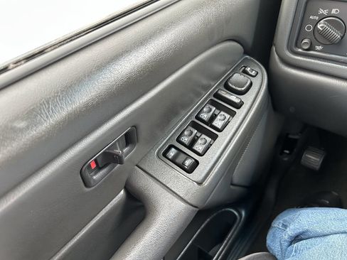 Used 2007 GMC Sierra 1500 SLE w/ Crew Cab Value Package RWD image 21