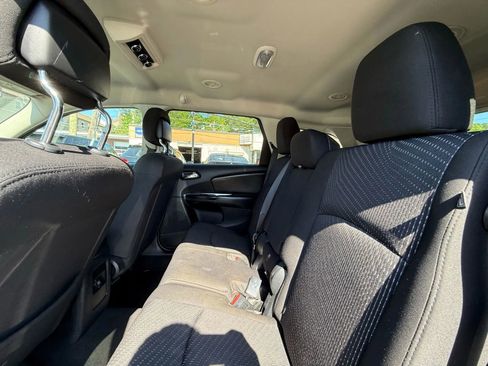Used 2016 Dodge Journey SXT image 35