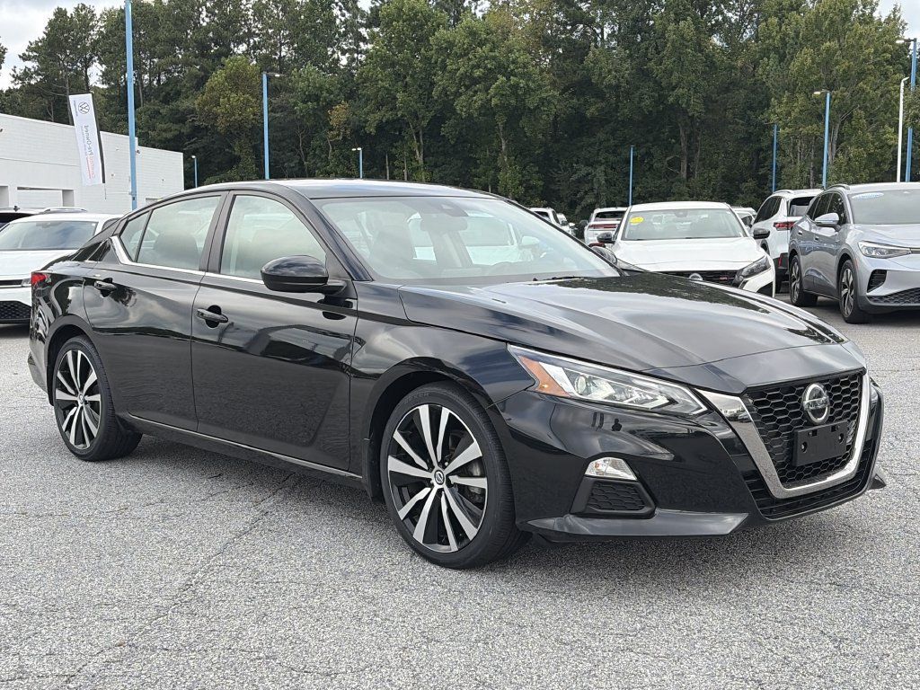 Used 2020 Nissan Altima 2.5 SR FWD image 25