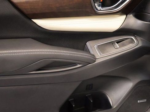 Used 2022 Subaru Ascent Touring w/ Popular Package #2A image 28